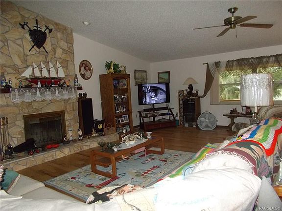 3rd image of 14331 W Shorecliff Ct
