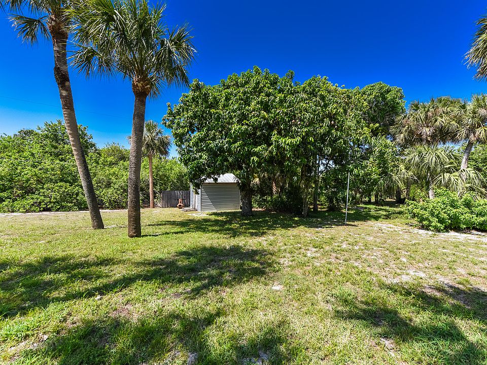 1st image of 1116 NE Oceanview Circle