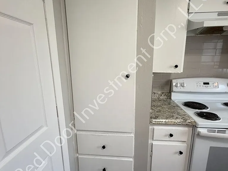 1 & 2 Bedrooms Available in Downtown St. Cloud — Photo 20