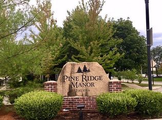 31087 Cedar Ridge Ln, Madison Heights, MI 48071