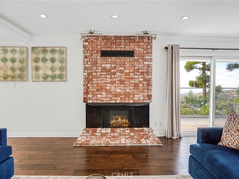 2461 Allanjay Pl — Photo 7