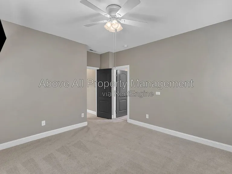 8313 Henderson Rd — Photo 46