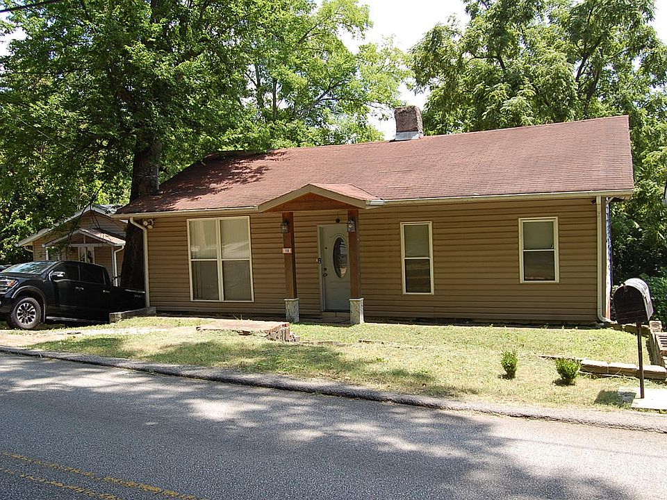 1st image of 110 S Seminole Dr
