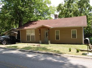 110 S Seminole Dr, Chattanooga, TN 37411