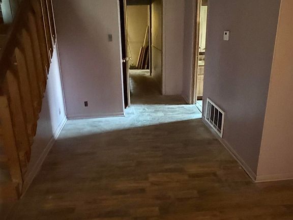3rd image of 1404 W 23rd Ave