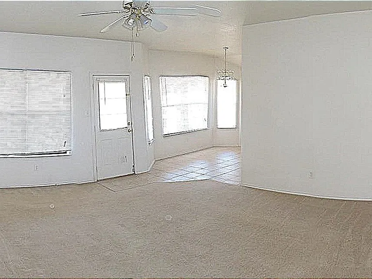 2903 Westwood Dr — Photo 5