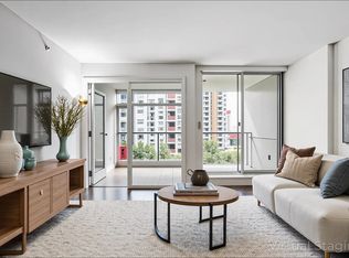 161 Georgia St W #816, Vancouver, BC V6B 0K9
