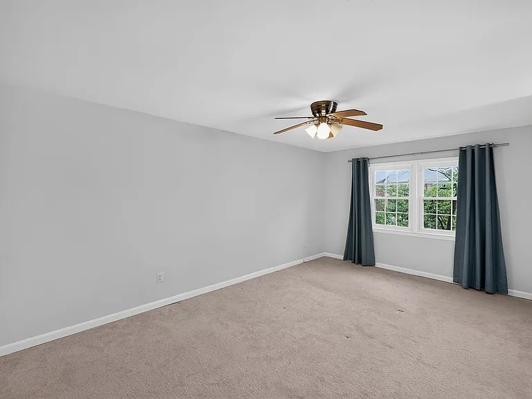 2204 N Tuckahoe St — Photo 18