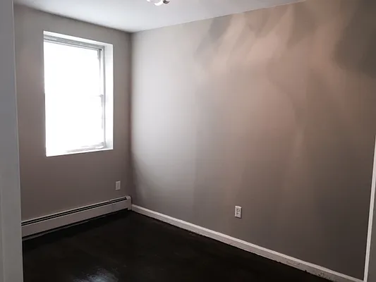 Rented by Premier Metro Realty Corp | media 49