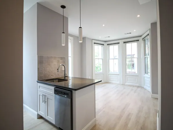 2227 Locust Street, 2227 Locust St APT 2R, Philadelphia, PA 19103