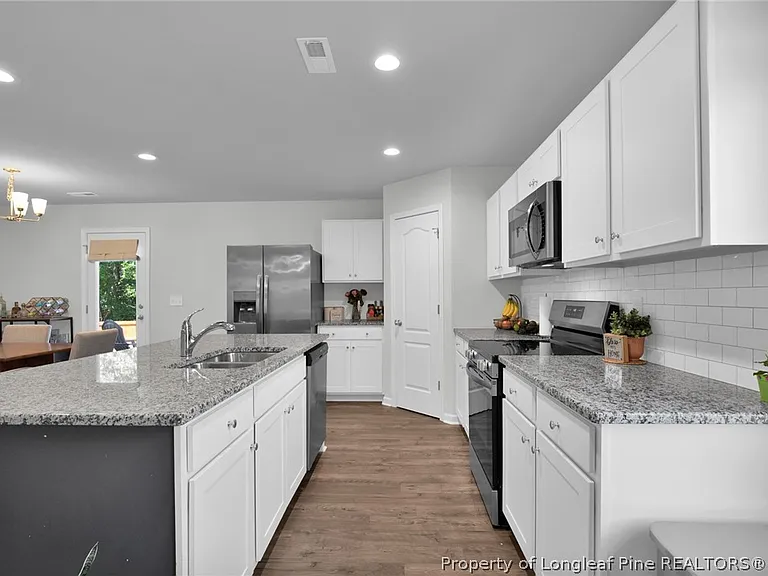156 Chinook Ln — Photo 9