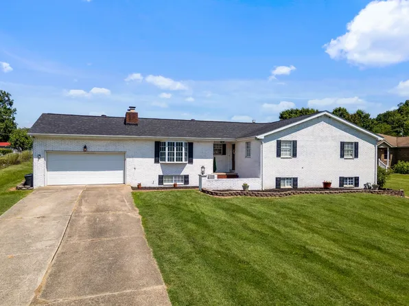 48 Walnut Ln, Huntington, WV 25704