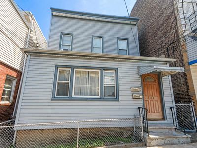 584 57th St, West New York, NJ, 07093