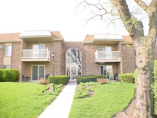 1st image of 2415 N Kennicott Dr APT 2D