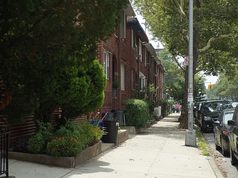 2566 Ocean Ave #C8 — Photo 15