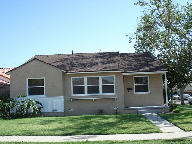 Great Home! Corner Lot