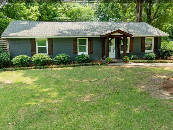 4032 Meadowview Cir, Birmingham, AL 35243