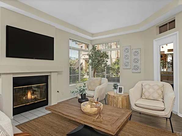 3591 Cameo Dr Unit 11, Oceanside, CA 92056