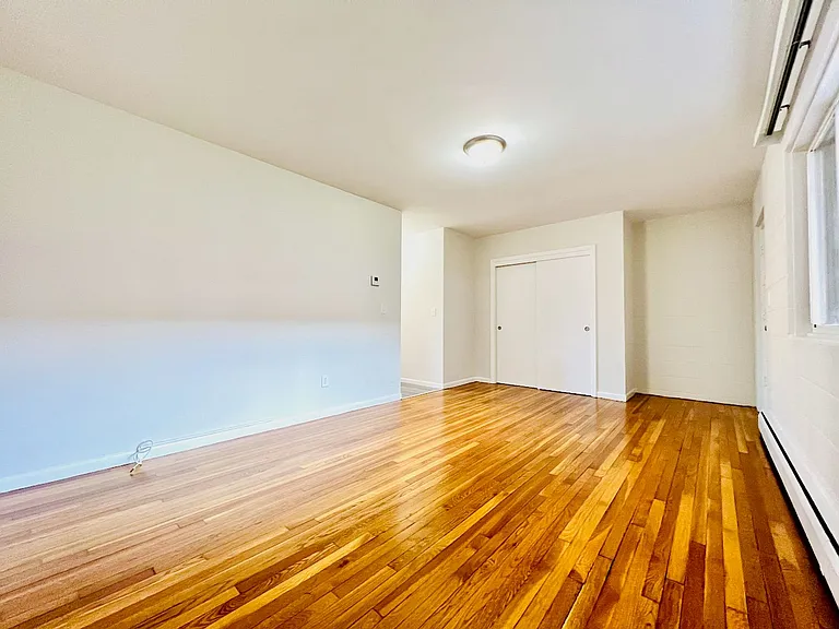 1710 Broad Street — Photo 10