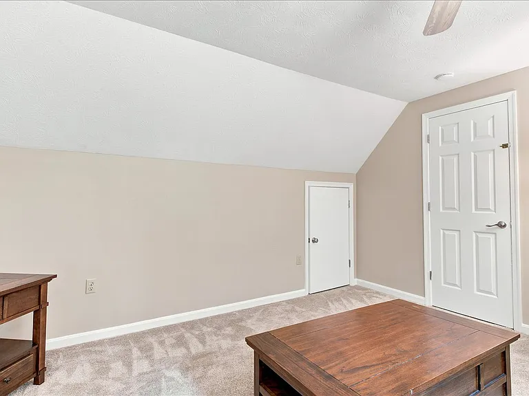 111 Launchris Dr — Photo 98