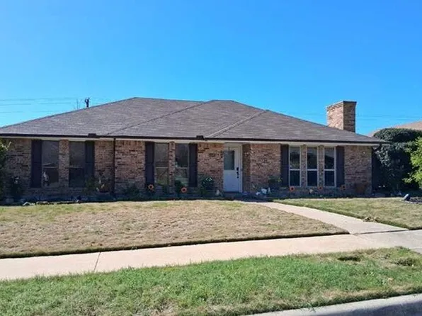 1508 Silverleaf Dr, Carrollton, TX 75007