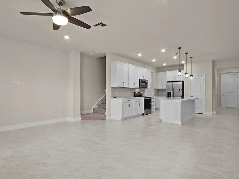 4837 Chantilly Rd — Photo 5