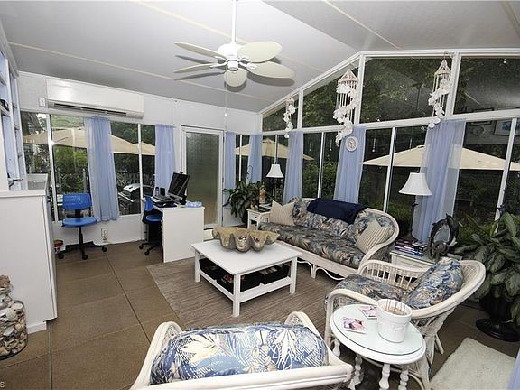4th image of 2020 Pembrooke Forest Dr