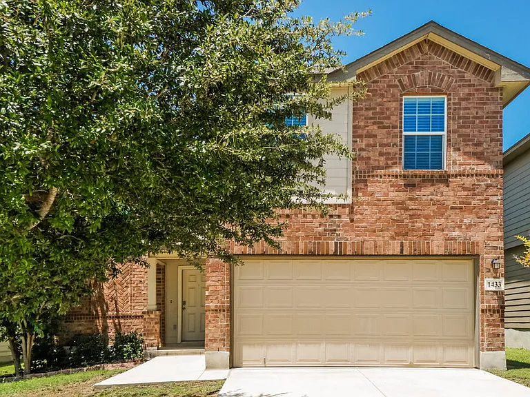 1433 Anise Ln — Photo 1