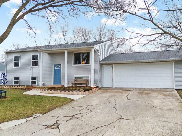 324 Hillcrest Rd, Bluffton, IN 46714