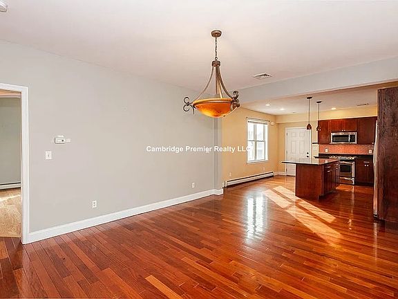 5th image of 20 Highland Ave #2