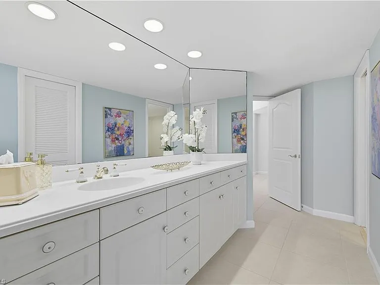 4901 Gulf Shore Blvd N #2101 — Photo 24