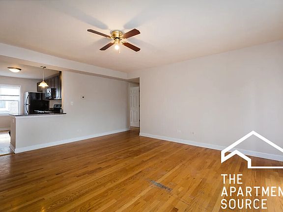3rd image of 6443 N Damen Ave APT 3W