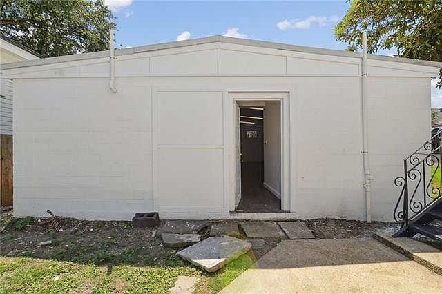 1st image of 5414 Magazine St #B