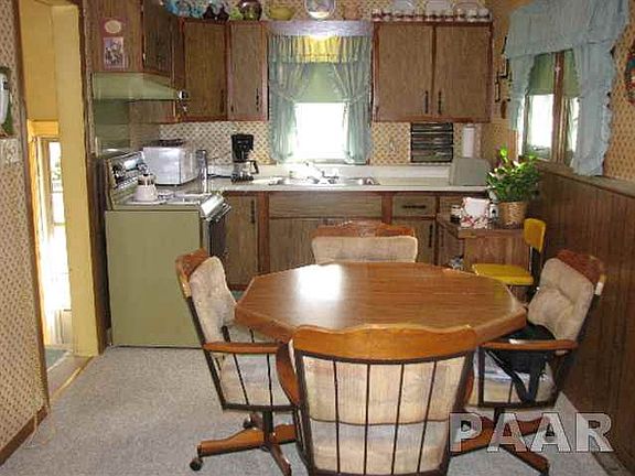 2nd image of 1202 W Hanssler Pl