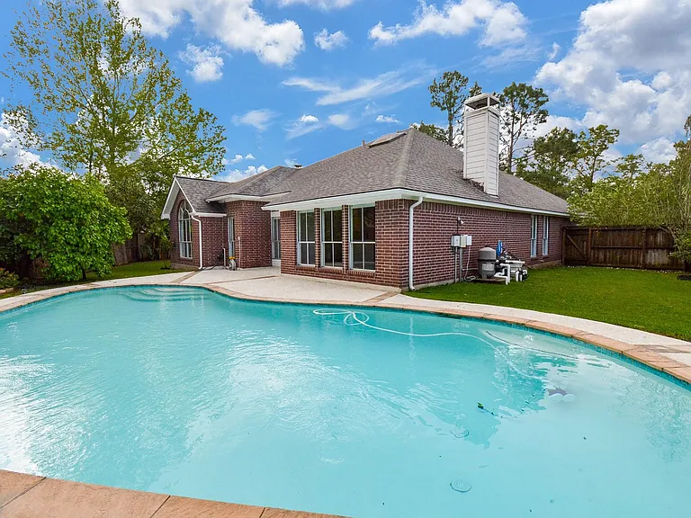 1638 Almond Brook Ln — Photo 1