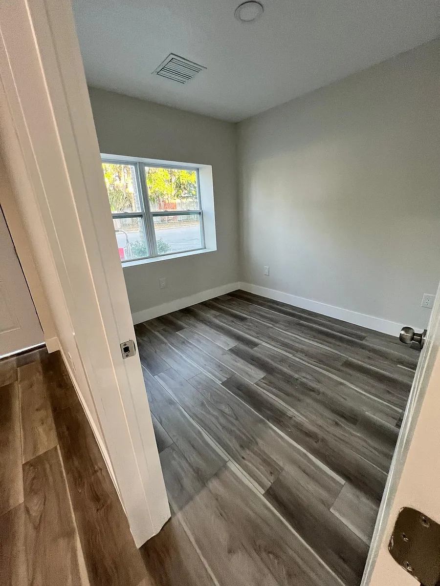 Building Photo - 475 Umatilla Blvd #3