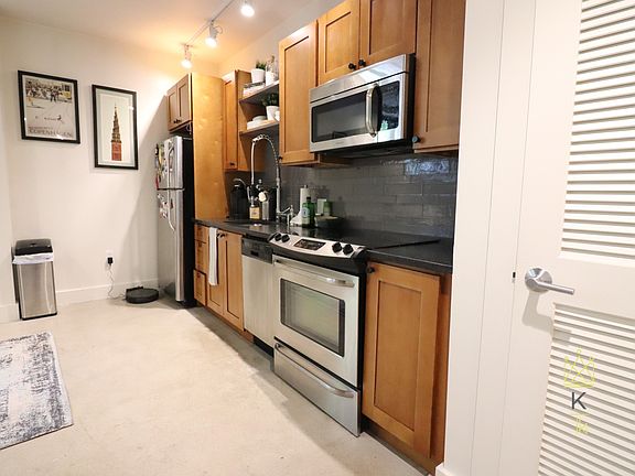 4th image of 20-26 Sunnyside St #5
