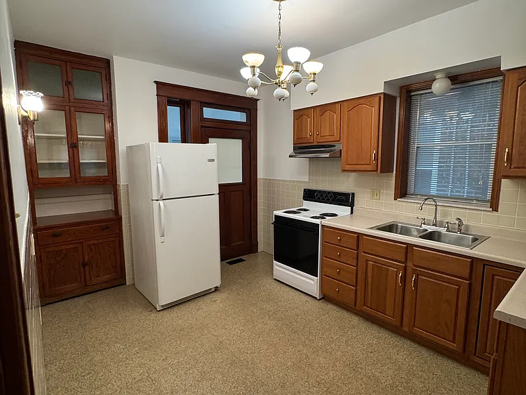 5011 Goethe Ave #B — Photo 11