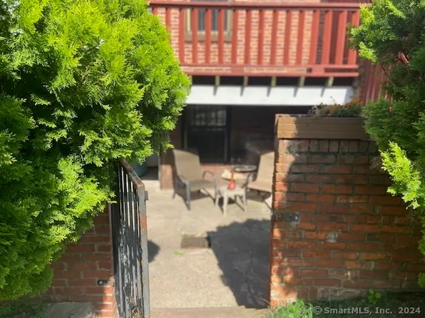 31-33 Wethersfield Avenue #D, Hartford, CT 06114