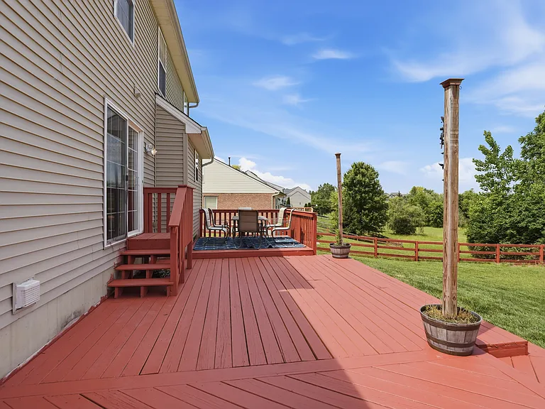 4918 Streamside Ct — Photo 46