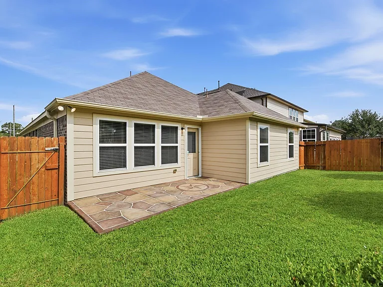 15002 Miller Meadows Ln — Photo 33