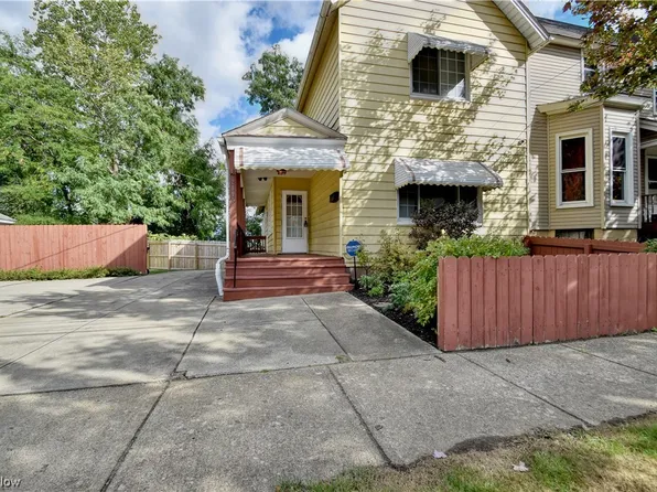 2895 W 12th St, Cleveland, OH 44113