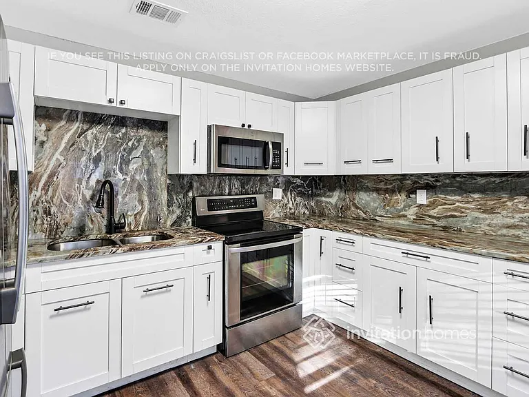 8718 N Mandarine Pl — Photo 11