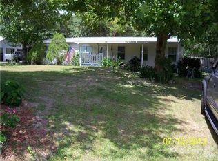 6325 Woodsman Dr, Zephyrhills, FL 33544