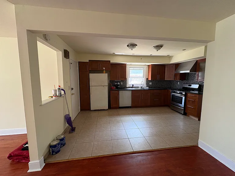 3519 Kennedy Blvd — Photo 4