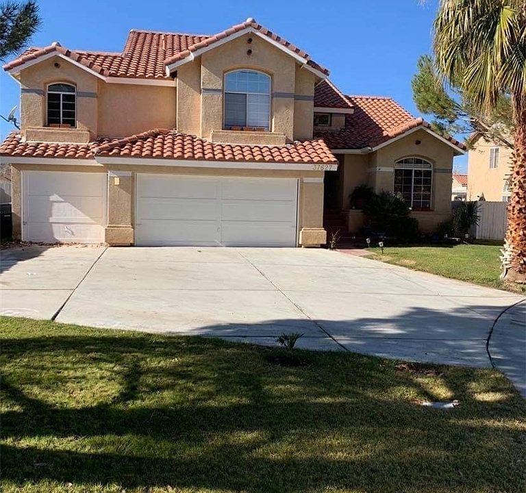 1st image of 37627 Grant Ct
