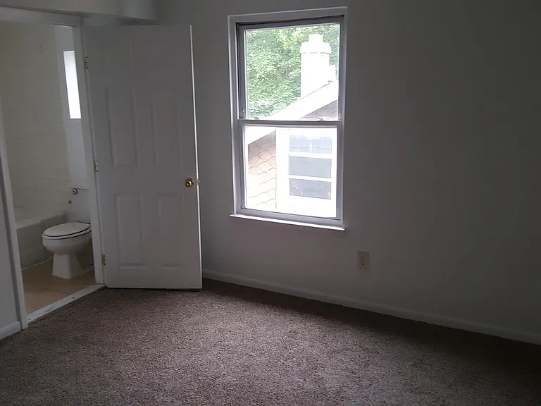 122 Garden St #D — Photo 3