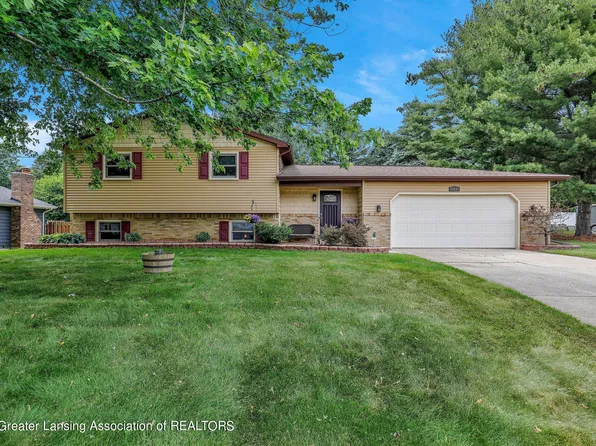 13132 Southwind Dr, Dewitt, MI 48820