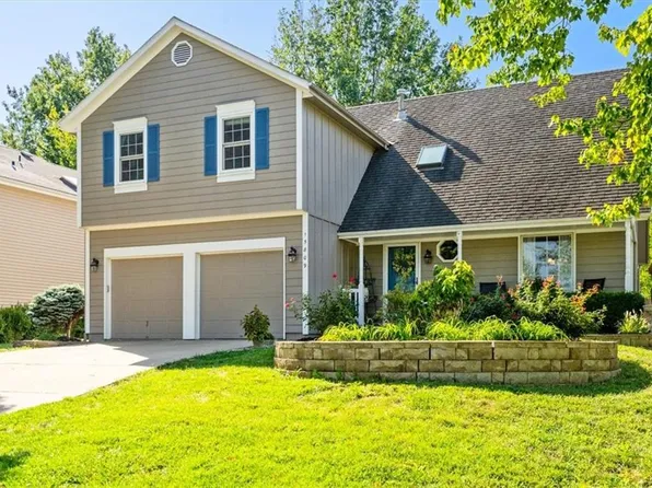 15809 W 124th Ter, Olathe, KS 66062