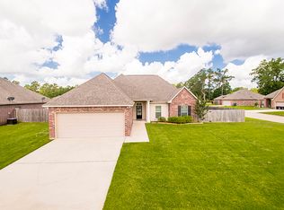 39475 Brighton Point Dr, Ponchatoula, LA 70454